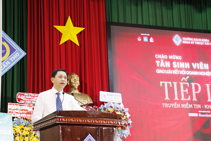 https://i0.wp.com/giaoduc.edu.vn/wp-content/uploads/2025/09/gan-ket-1.jpg?resize=700%2C467&ssl=1